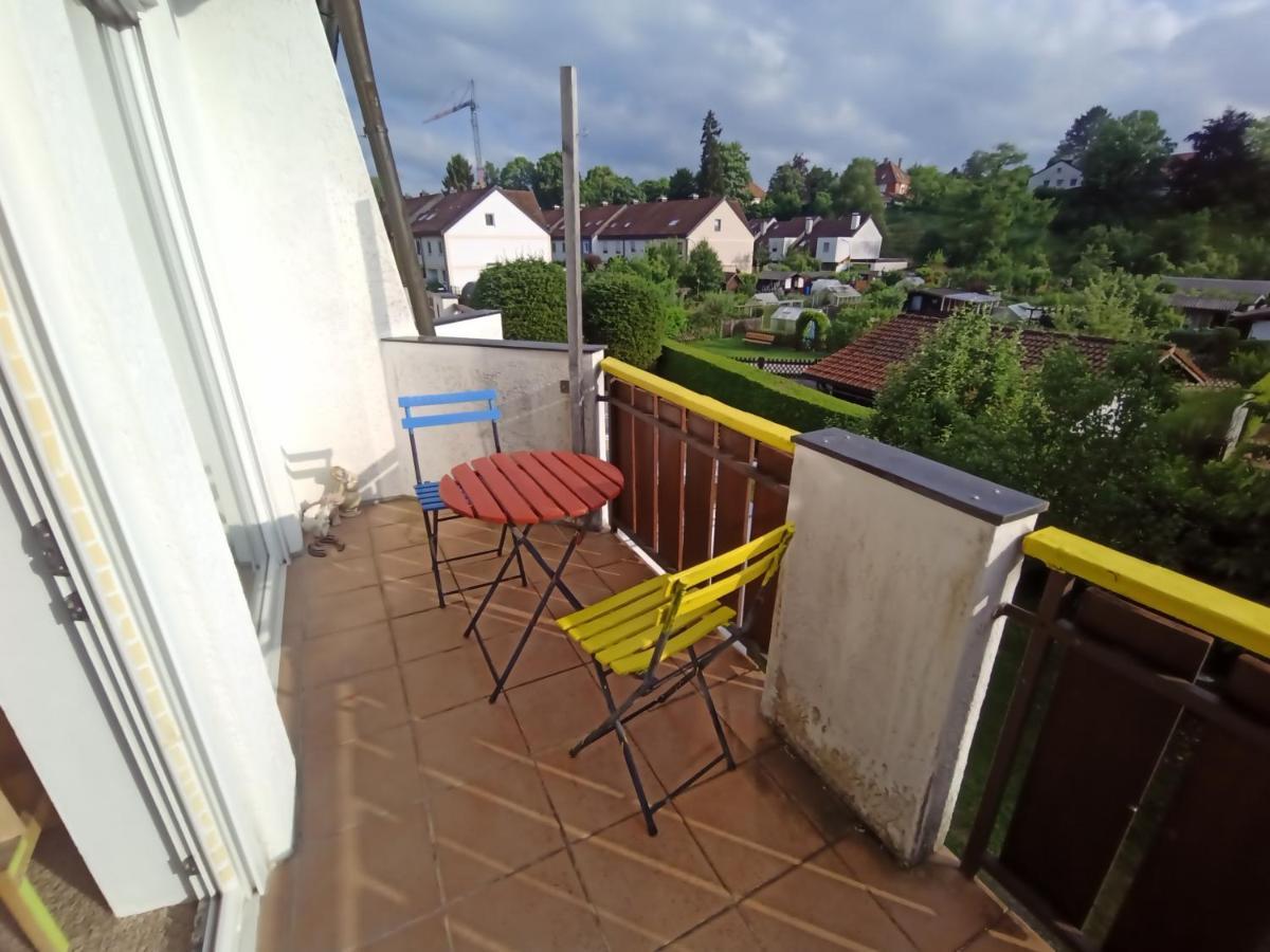 Grosses Zimmer Bad Kueche Wohnzimmer Terasse Garten Zentral Ruhig Landsberg am Lech Εξωτερικό φωτογραφία